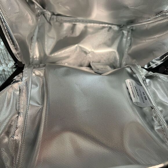 Adidas Classic 3-Stripes 5 Backpack and Santiago 3 Lunch Bag Set - Picture 9 of 9